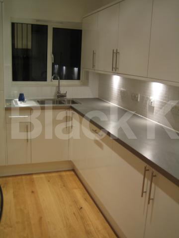 			New Instrction, 4 Bedroom, 1 bath, 1 reception Flat			 Mercers Road, TUFNELL PARK